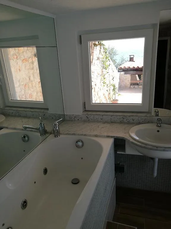 Bella Vista Beach House Spa Trogir Appartement