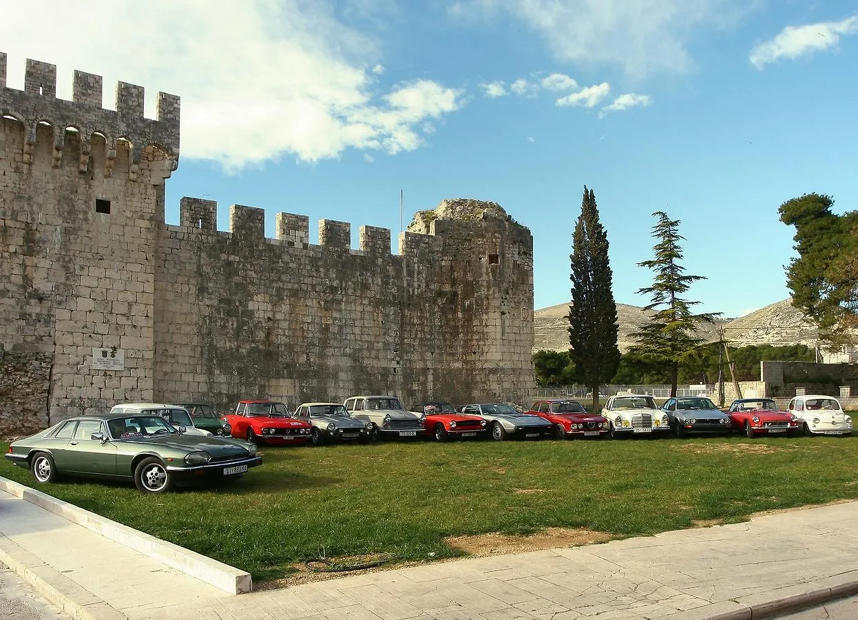 Appartement Bella Vista Beach House Spa Trogir