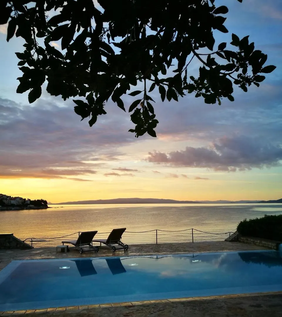تروغير Bella Vista Beach House Spa